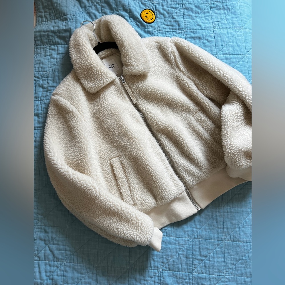 GAP Off-White Sherpa Jacket